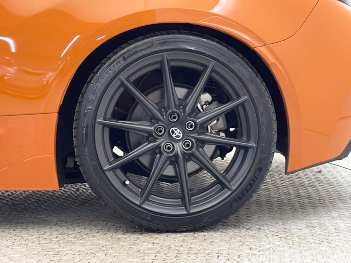 2023 Toyota GR86 3BA-ZN8 (UW-69f067b6329a2)[9]