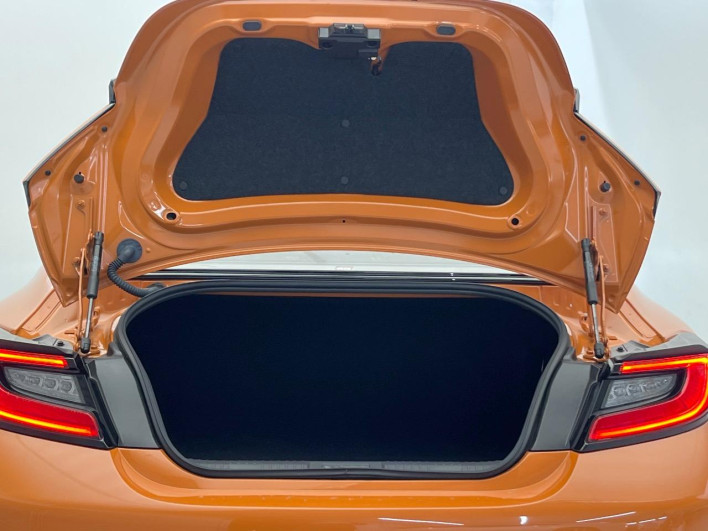 2023 Toyota GR86 3BA-ZN8 (UW-69f067b6329a2)[23]