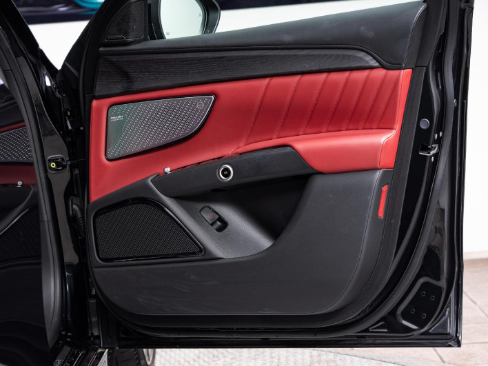 2024 Maserati Grecale 7AA-MGR20A (UW-69f067b64e9c9)[8]