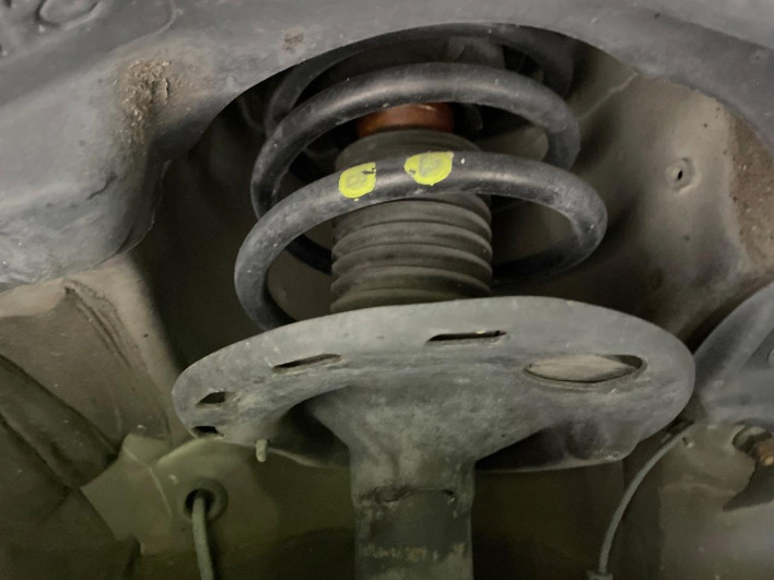 2015 Toyota Voxy DBA-ZRR80W (UW-69f067b735f59)[24]