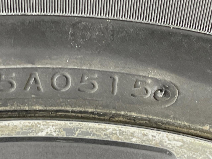 2015 Toyota Voxy DBA-ZRR80W (UW-69f067b735f59)[8]