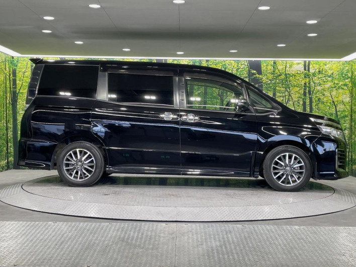 2015 Toyota Voxy DBA-ZRR80W (UW-69f067b735f59)[15]