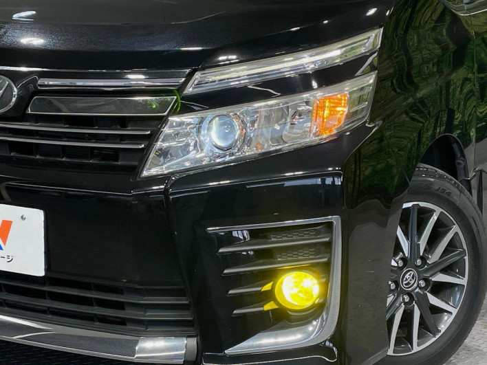 2015 Toyota Voxy DBA-ZRR80W (UW-69f067b735f59)[11]