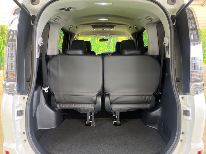 2015 Toyota Voxy DBA-ZRR80W (UW-69f067b801ae8)[11]