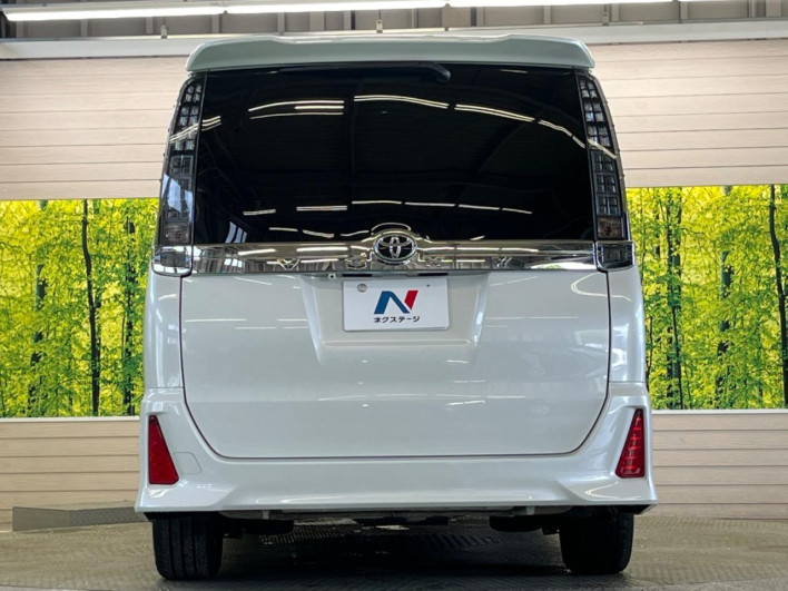 2015 Toyota Voxy DBA-ZRR80W (UW-69f067b801ae8)[4]