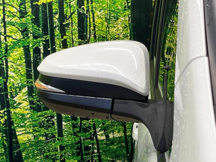 2015 Toyota Noah DBA-ZRR80G (UW-69f067b8449b8)[19]