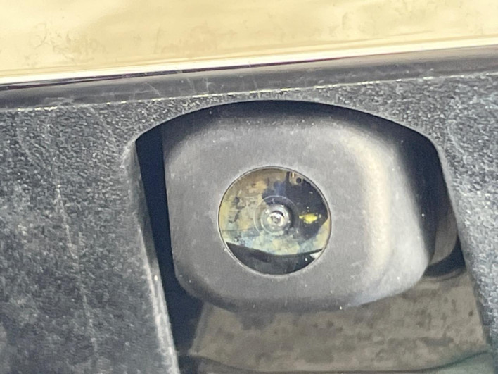 2016 Toyota Voxy DBA-ZRR80W (UW-69f067b8e7593)[23]