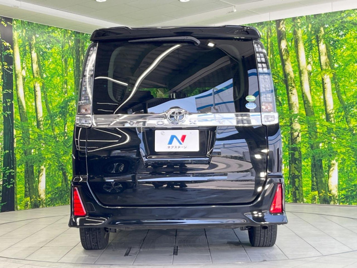 2016 Toyota Voxy DBA-ZRR80W (UW-69f067b8e7593)[7]