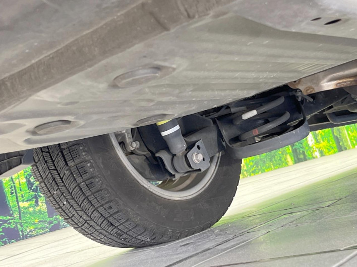 2016 Toyota Voxy DBA-ZRR80W (UW-69f067b8e7593)[25]