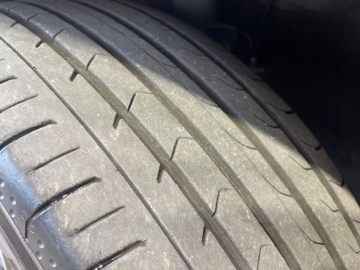 2017 Toyota Voxy DBA-ZRR80W (UW-69f067b9914dc)[8]