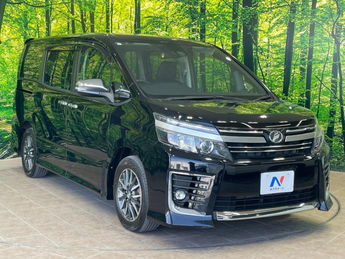 2017 Toyota Voxy DBA-ZRR80W (UW-69f067b9914dc)[13]