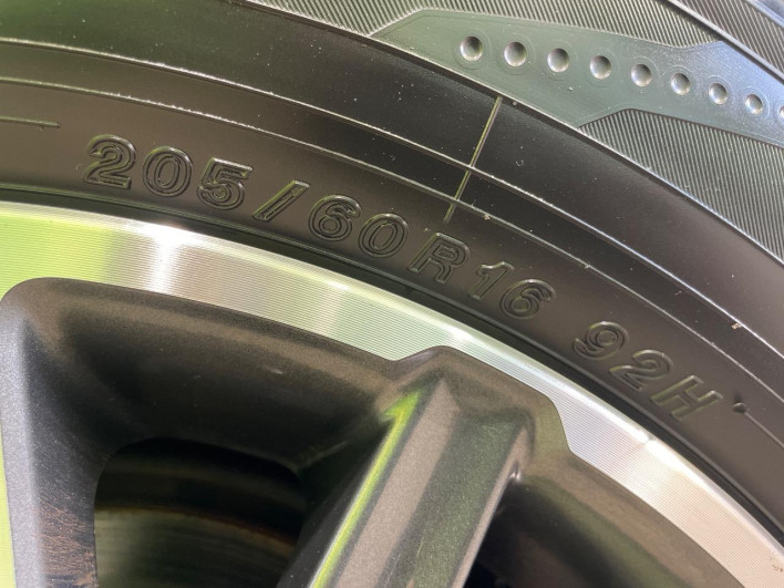 2017 Toyota Voxy DBA-ZRR80W (UW-69f067b9914dc)[10]