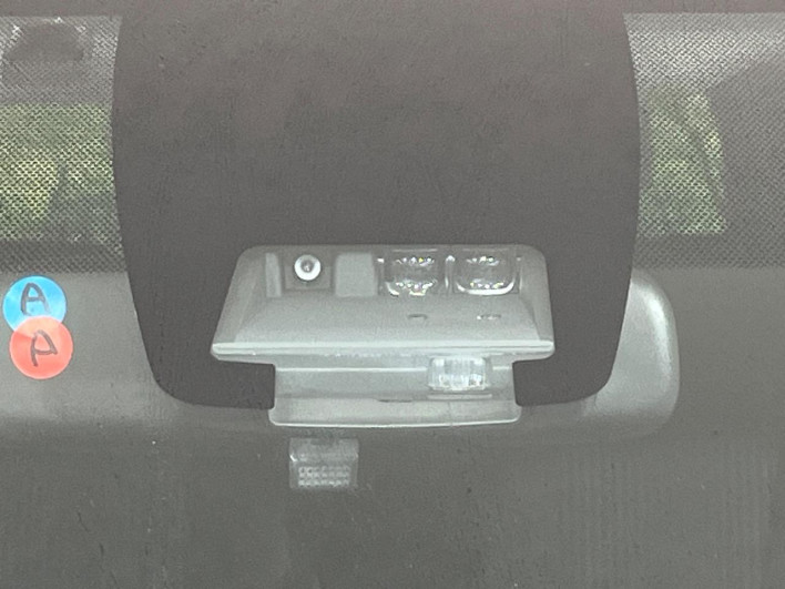 2017 Toyota Voxy DBA-ZRR80W (UW-69f067b9ea15d)[5]