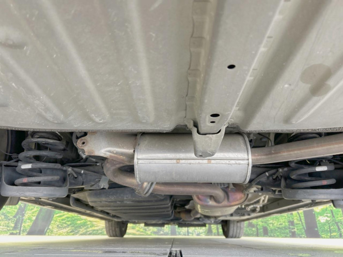 2017 Toyota Voxy DBA-ZRR80W (UW-69f067ba4cafa)[18]