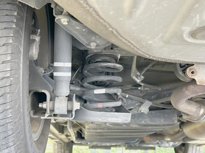 2017 Toyota Voxy DBA-ZRR80W (UW-69f067ba4cafa)[19]