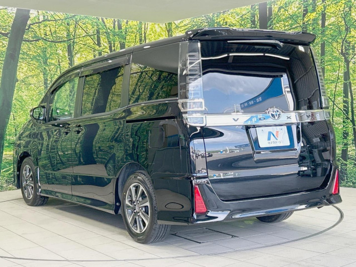 2017 Toyota Voxy DBA-ZRR80W (UW-69f067ba4cafa)[10]