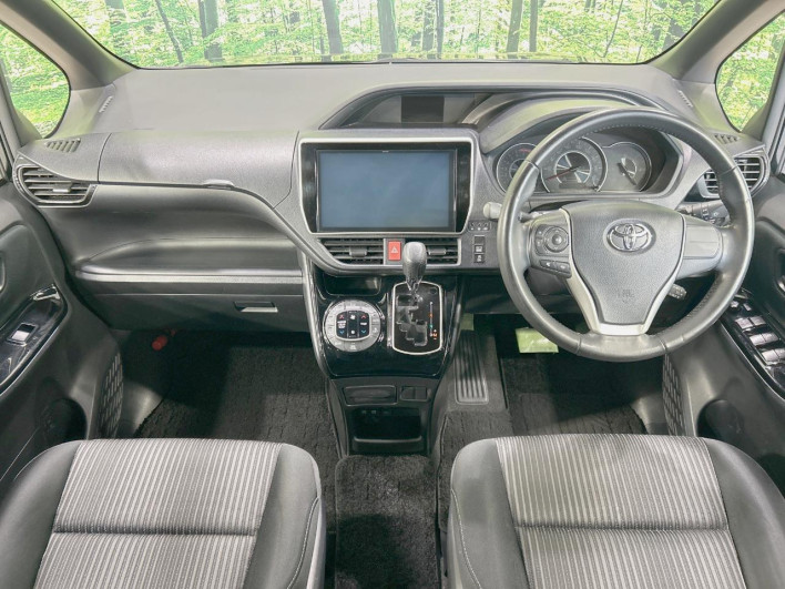 2017 Toyota Voxy DBA-ZRR80W (UW-69f067ba4cafa)[25]