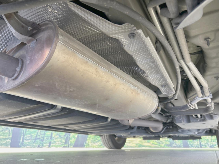 2017 Toyota Voxy DBA-ZRR80W (UW-69f067ba4cafa)[20]