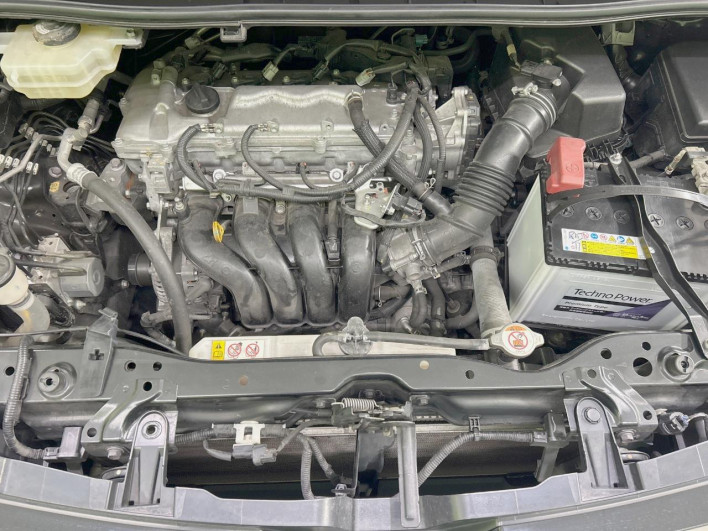 2017 Toyota Voxy DBA-ZRR80W (UW-69f067ba4cafa)[4]