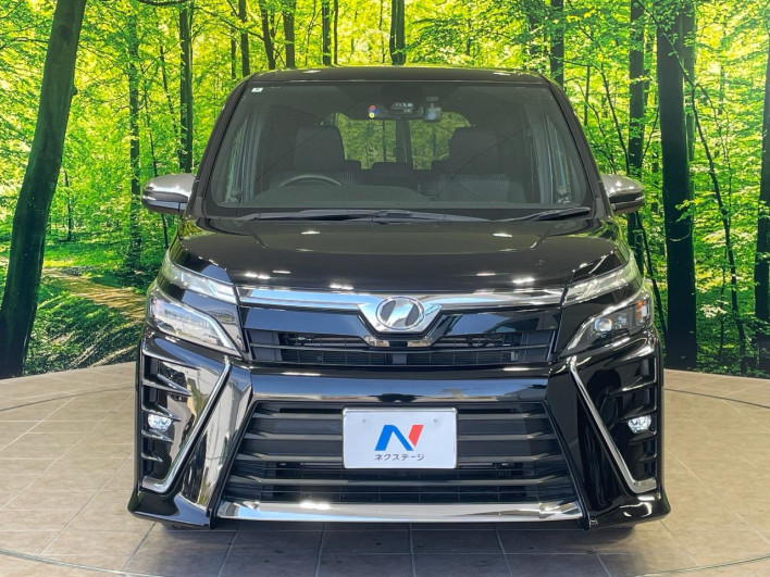 2018 Toyota Voxy DBA-ZRR80W (UW-69f067bc0e8b5)[13]