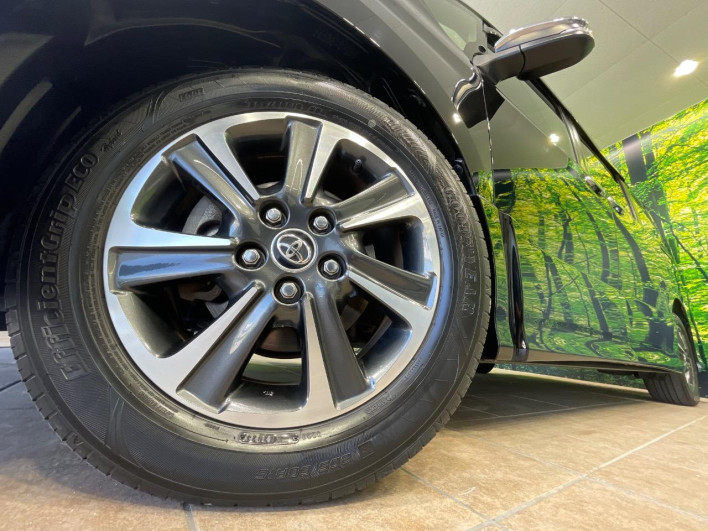 2018 Toyota Voxy DBA-ZRR80W (UW-69f067bc0e8b5)[7]