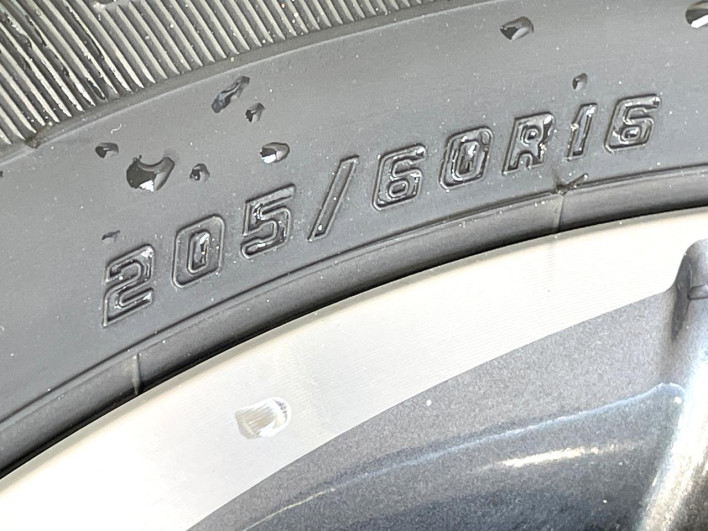 2019 Toyota Voxy DBA-ZRR80W (UW-69f067bc47757)[5]