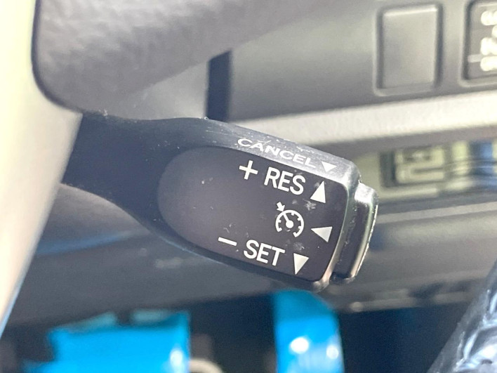 2019 Toyota Voxy DBA-ZRR80W (UW-69f067bc47757)[19]