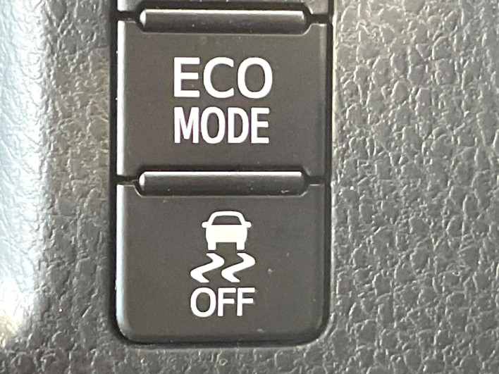 2019 Toyota Voxy DBA-ZRR80W (UW-69f067bc47757)[22]