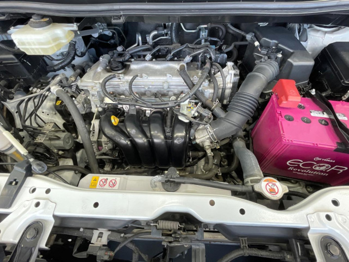 2019 Toyota Voxy DBA-ZRR80W (UW-69f067be46a35)[4]