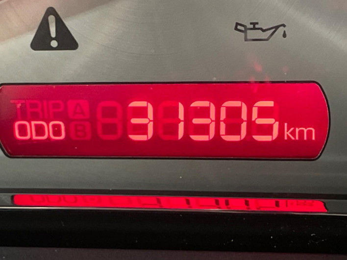 2019 Toyota Voxy DBA-ZRR80W (UW-69f067be46a35)[2]