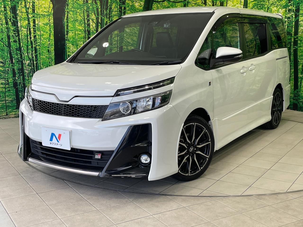 2019 Toyota Voxy DBA-ZRR80W