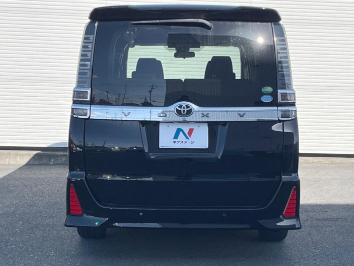 2019 Toyota Voxy DBA-ZRR80W (UW-69f067be59fa7)[20]