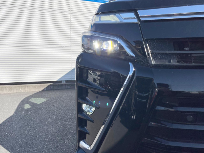 2019 Toyota Voxy DBA-ZRR80W (UW-69f067be59fa7)[12]