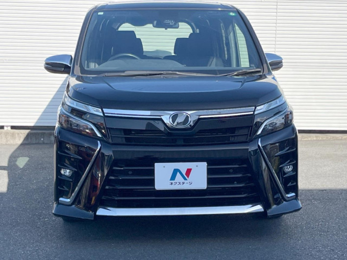 2019 Toyota Voxy DBA-ZRR80W (UW-69f067be59fa7)[14]