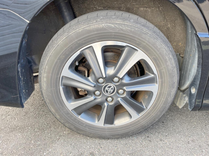 2019 Toyota Voxy DBA-ZRR80W (UW-69f067be59fa7)[8]