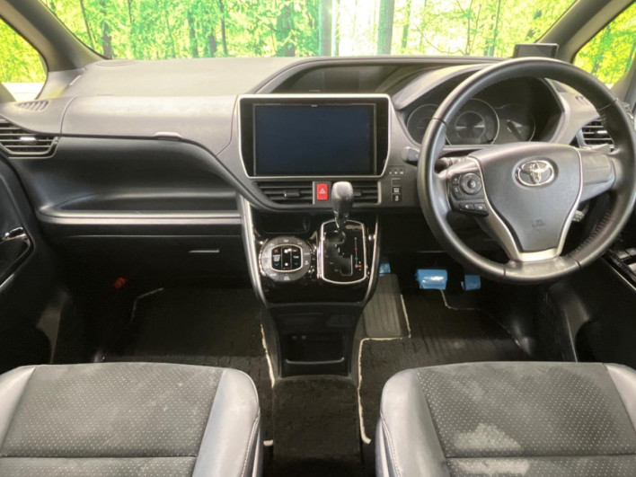 2020 Toyota Voxy 3BA-ZRR80W (UW-69f067bf14593)[21]