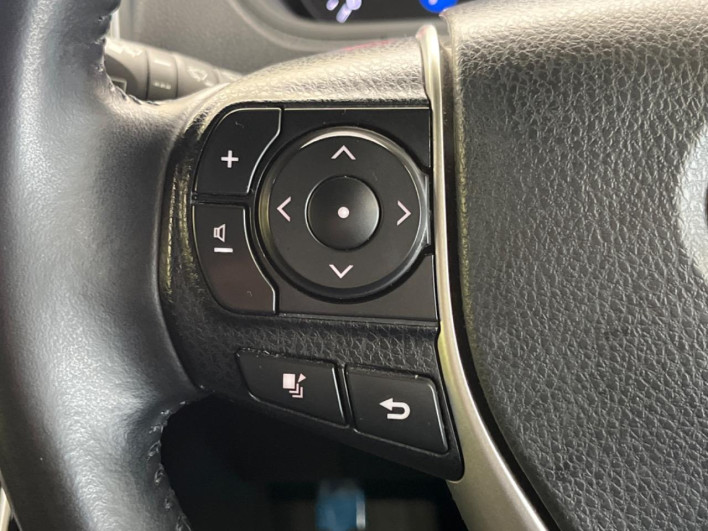 2020 Toyota Voxy 3BA-ZRR80W (UW-69f067bf14593)[29]