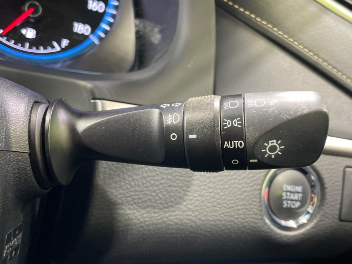 2014 Toyota Harrier DBA-ZSU60W (UW-69f067c0d033f)[14]