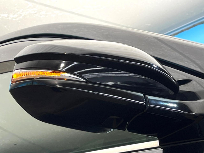 2018 Toyota Harrier DBA-ZSU60W (UW-69f067c1357b4)[29]