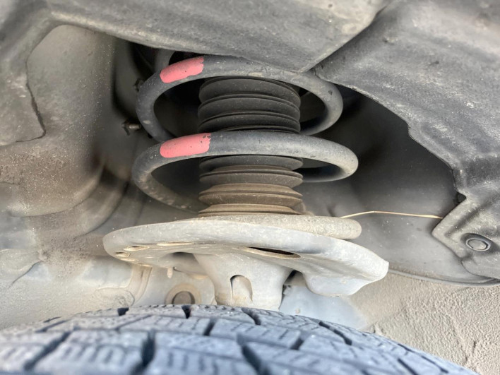 2018 Toyota Harrier DBA-ZSU60W (UW-69f067c280447)[13]