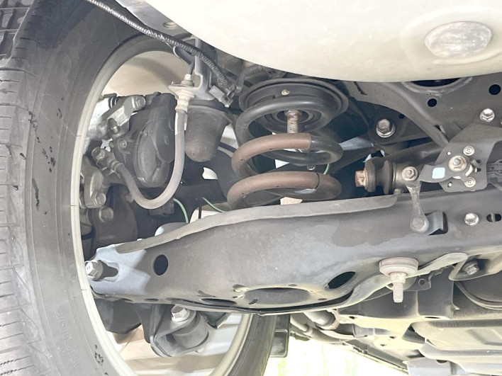 2018 Toyota Harrier DBA-ZSU60W (UW-69f067c2eadda)[22]