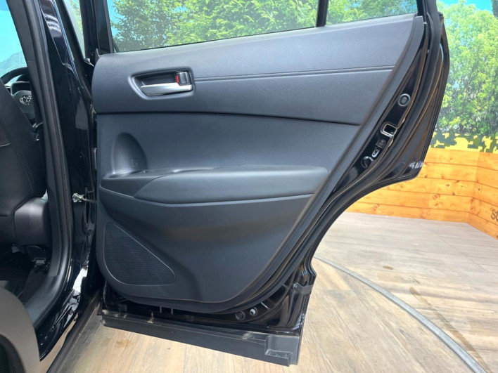 2024 Toyota Corolla Cross 6AA-ZVG13 (UW-69f067c31c24a)[17]