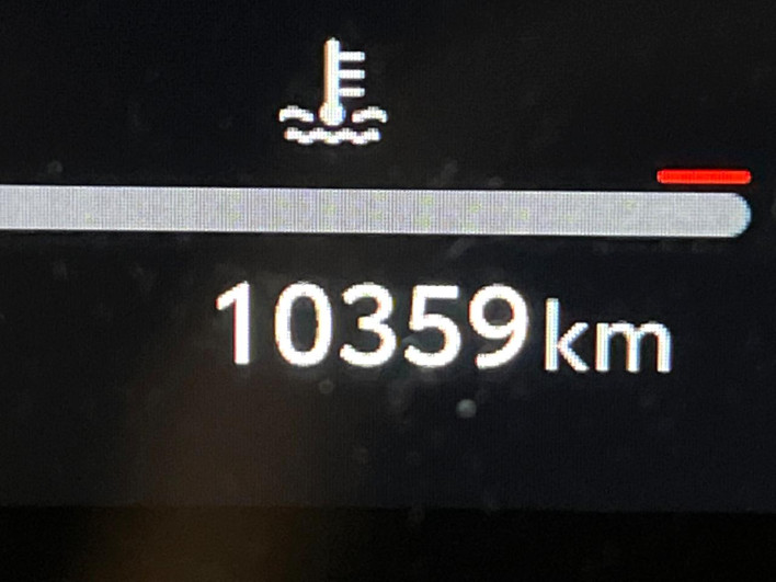 2024 Toyota Corolla Cross 6AA-ZVG13 (UW-69f067c31c24a)[2]