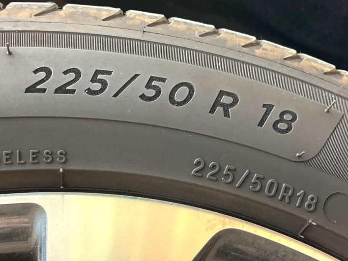 2024 Toyota Corolla Cross 6AA-ZVG13 (UW-69f067c31c24a)[29]