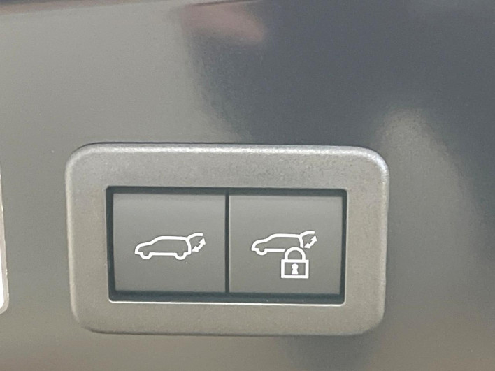 2024 Toyota Corolla Cross 6AA-ZVG13 (UW-69f067c31c24a)[20]