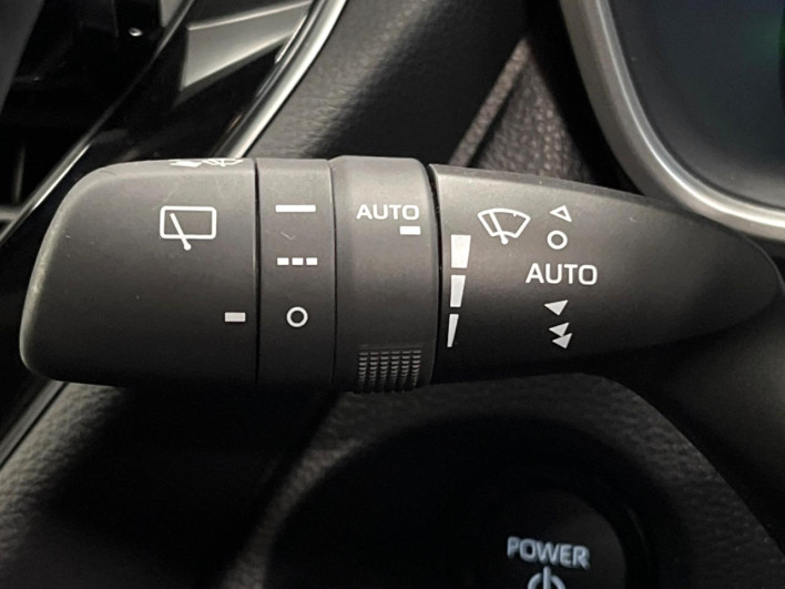 2024 Toyota Corolla Cross 6AA-ZVG13 (UW-69f067c344677)[19]