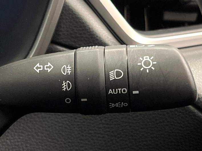 2024 Toyota Corolla Cross 6AA-ZVG13 (UW-69f067c344677)[18]