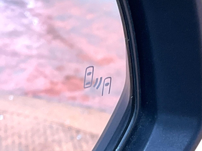 2024 Toyota Corolla Cross 6AA-ZVG13 (UW-69f067c344677)[23]