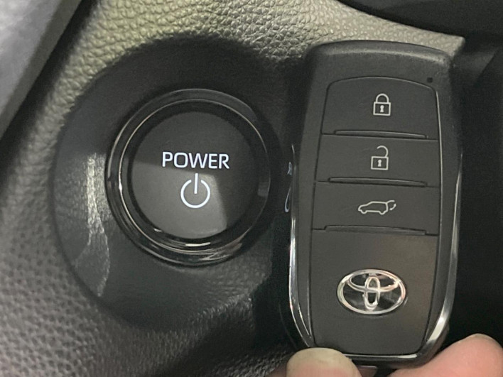 2026 Toyota Corolla Cross 6AA-ZVG13 (UW-69f067c5659fe)[25]