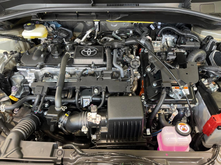 2026 Toyota Corolla Cross 6AA-ZVG13 (UW-69f067c56f647)[4]